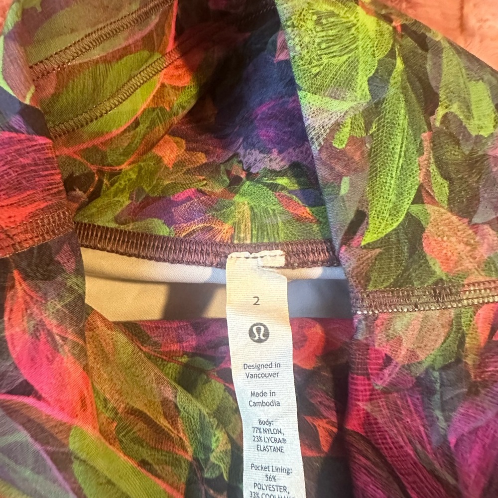 Lululemon Athletica Multicolor Leaf Print Top